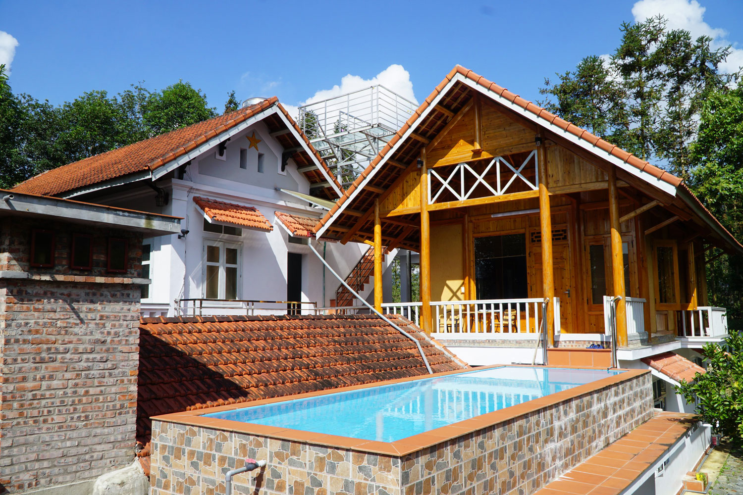 Huy Trung Homestay | Bắc Hà - Kỳ Diệu Cao Nguyên Trắng